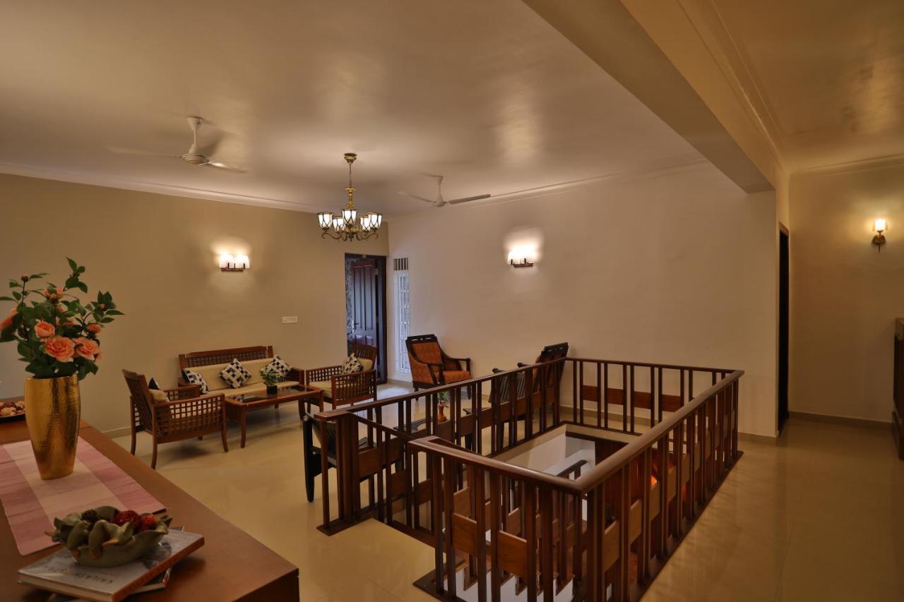 Chithirapuram Palace Муннар Экстерьер фото